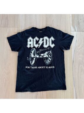 AC/DC Black And White Short Sleeve Tee Shirt Size Medium